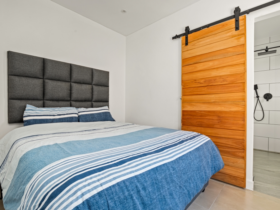 6 Bedroom Property for Sale in Old Place Western Cape